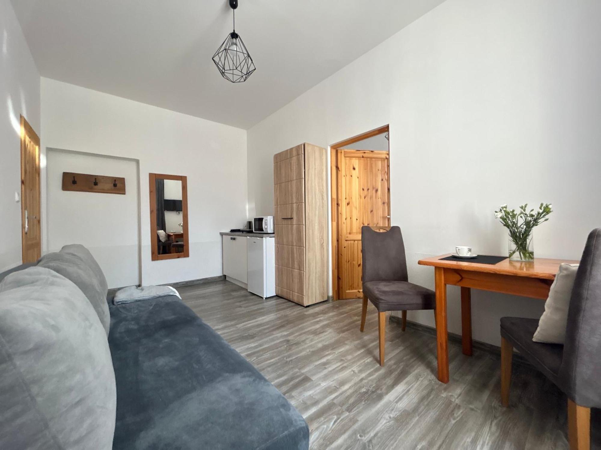 Przy Plazy Homestay Leba
